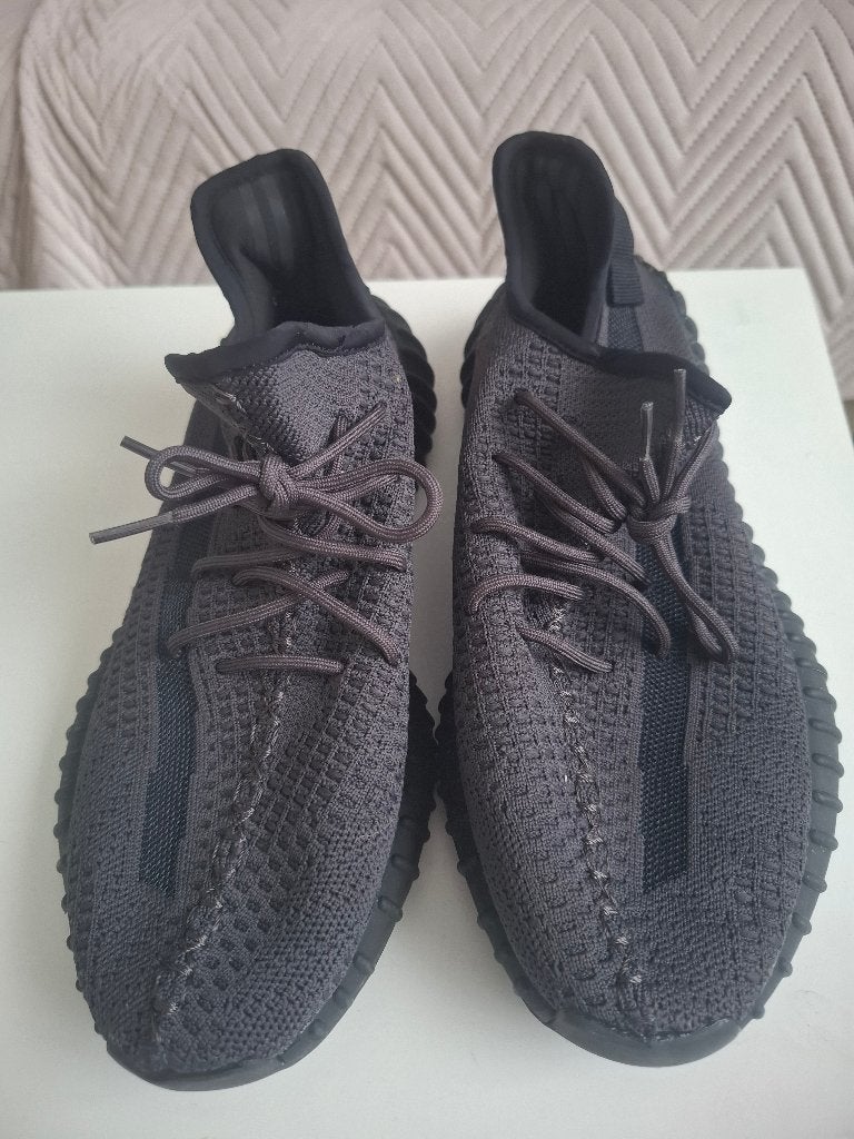 Yeezy Schoenen Adidas, Adidas, Sportschoenen, Ophalen of Verzenden, Zo goed als nieuw