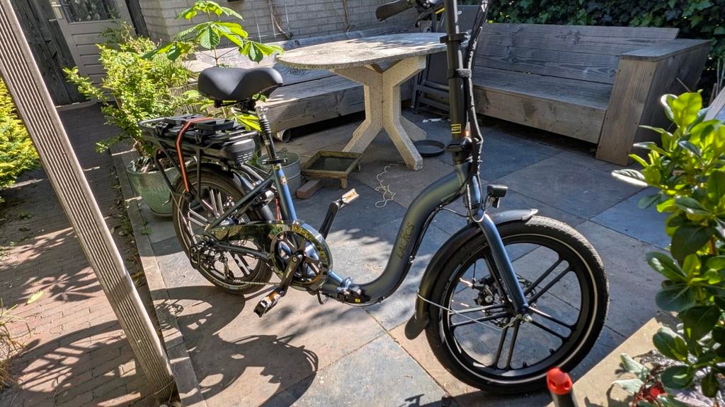 Lacros Ambling A400 elektrische vouwfiets, matblauw, Zo goed als nieuw, Minder dan 47 cm, 50 km per accu of meer, Ophalen