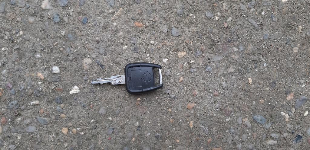 Originele sleutel Opel astra G, Ophalen of Verzenden