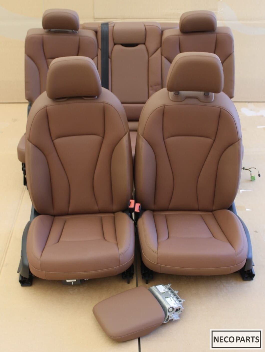 AUDI Q7 4M FACELIFT INTERIEUR NIEUW ORIGINEEL, -, -, Nieuw, Ophalen of Verzenden
