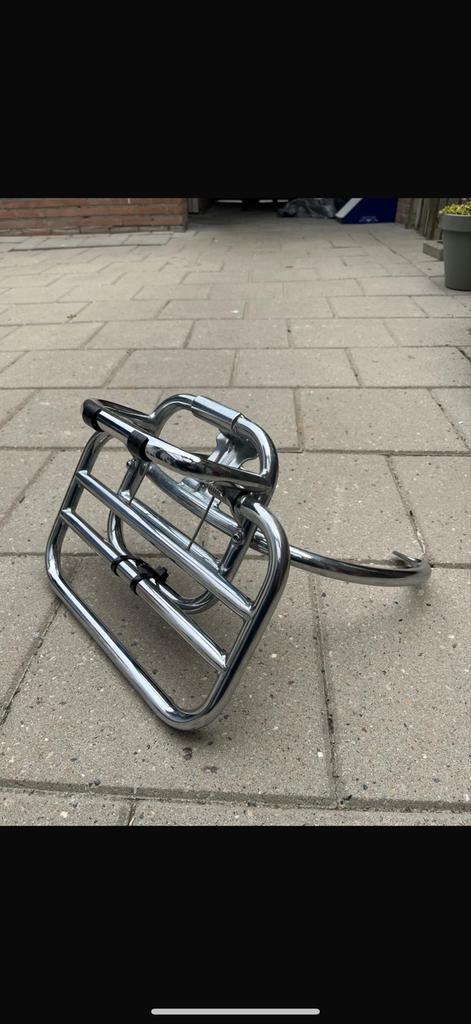Achterrekje Vespa 300 GTS - Chroom Bagagedrager, Ophalen, Zo goed als nieuw