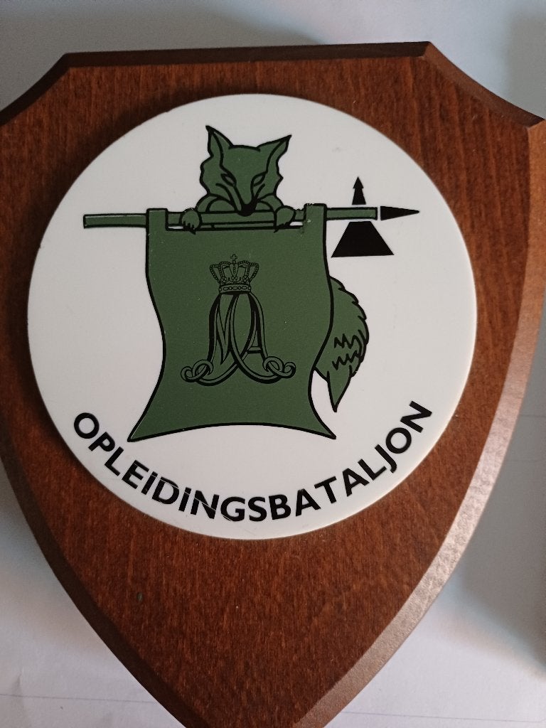 Origineel Militair Wapenschild-Opleidingsbataljon KMA, Ophalen of Verzenden, Landmacht, Nederland, Embleem of Badge
