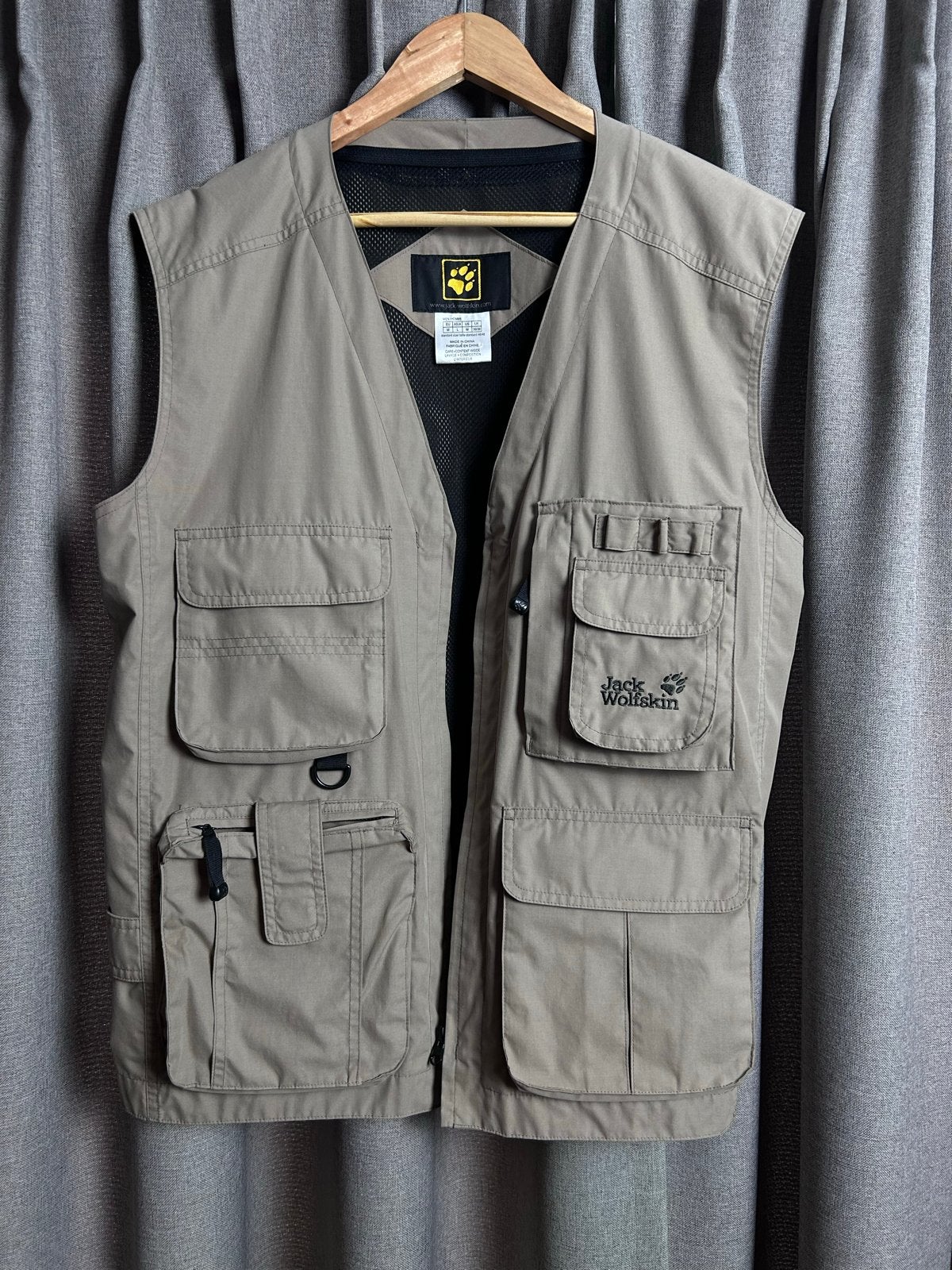 Jack Wolfskin Outdoor Vest / Visvest – Beige - Maat M, Ophalen of Verzenden, Zo goed als nieuw, Maat 48/50 (M), Beige