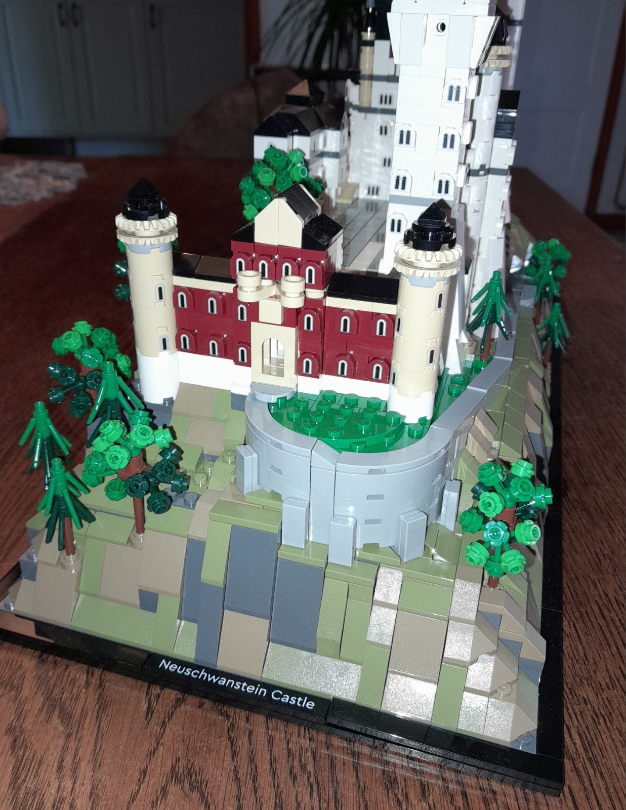 Lego 21063 Neuschwanstein Castle, Ophalen, Zo goed als nieuw