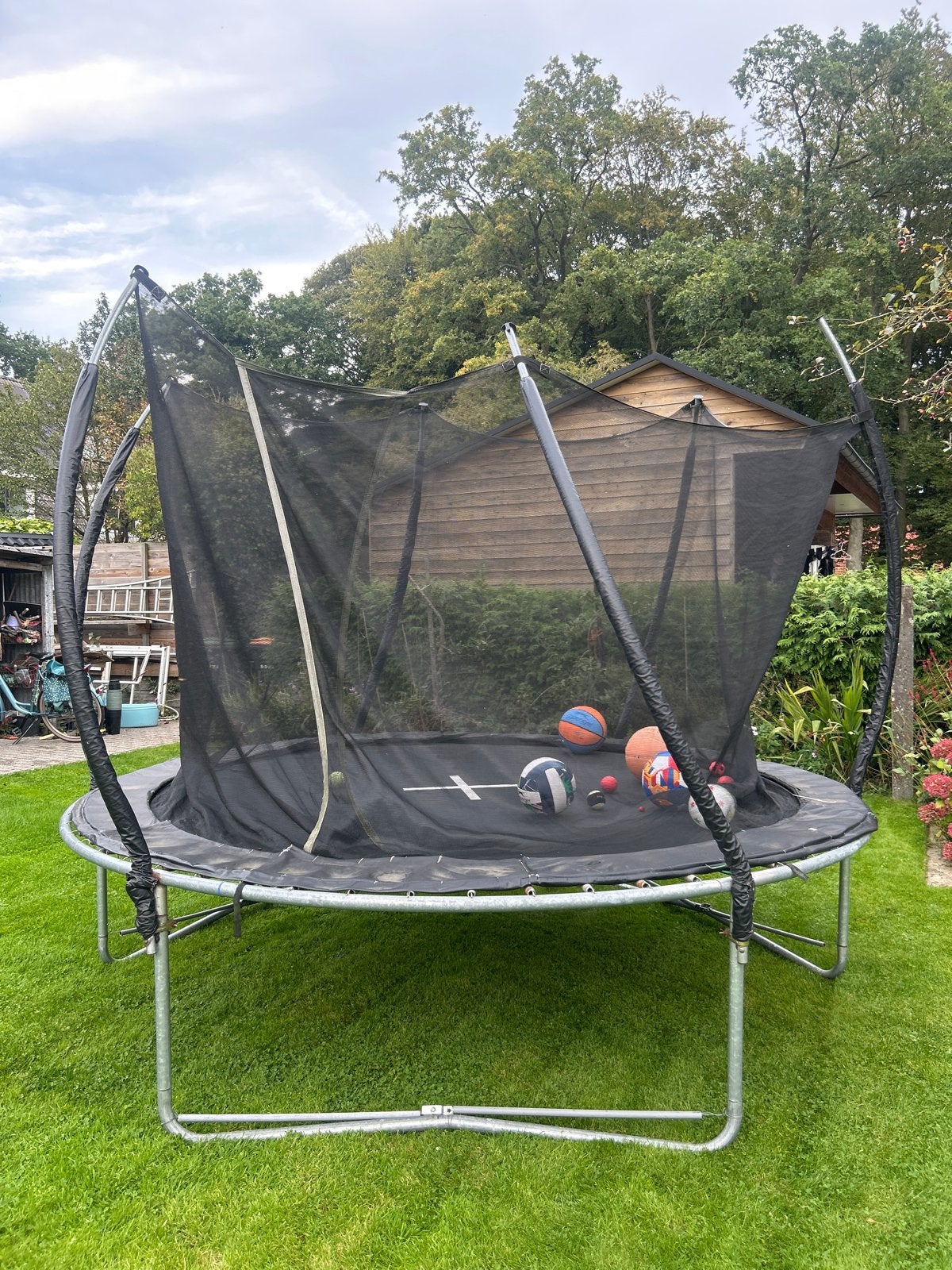 Trampoline 305 cm met veiligheidsnet (gebruikt)