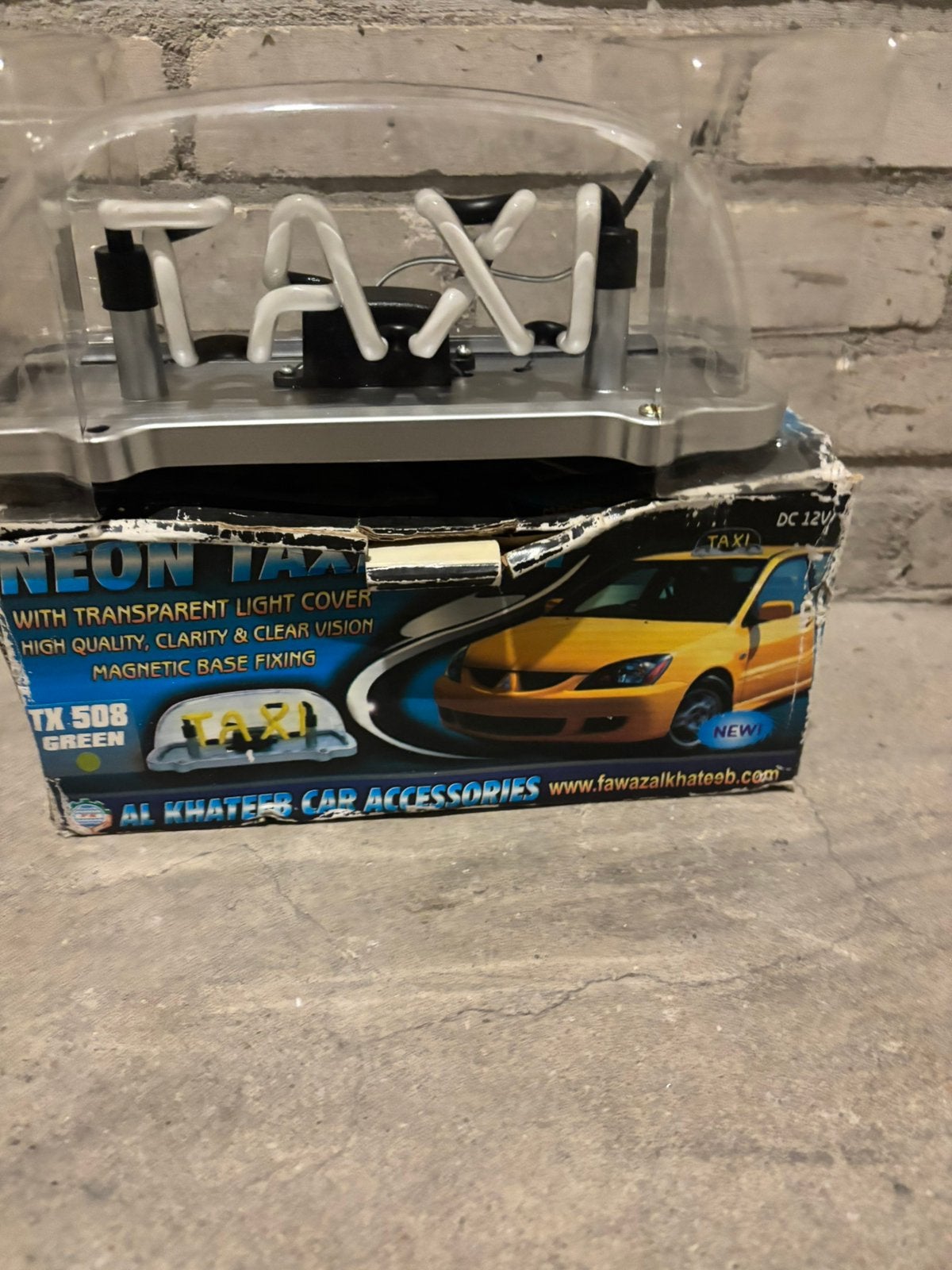 Taxi daklicht nieuw met magneet plak  draad aansluiting, Ophalen of Verzenden, Zo goed als nieuw