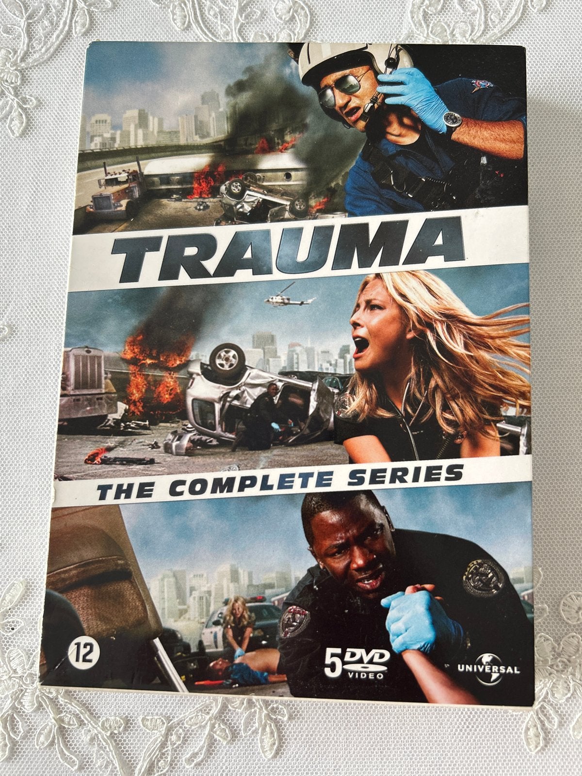 Trauma - The Complete Series (5 DVD Boxset), Ophalen of Verzenden, Zo goed als nieuw, Vanaf 12 jaar, Boxset
