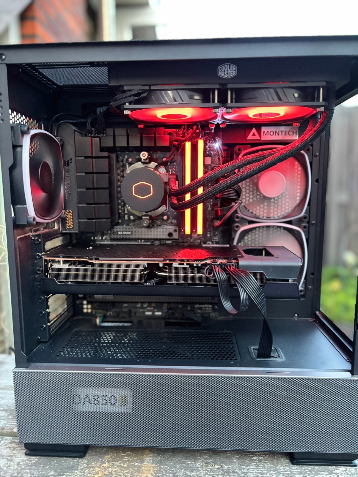 Ryzen 5 7600x / amd radeon rx 6800 / gaming pc, Ophalen, Overige genres, 1 speler, Zo goed als nieuw