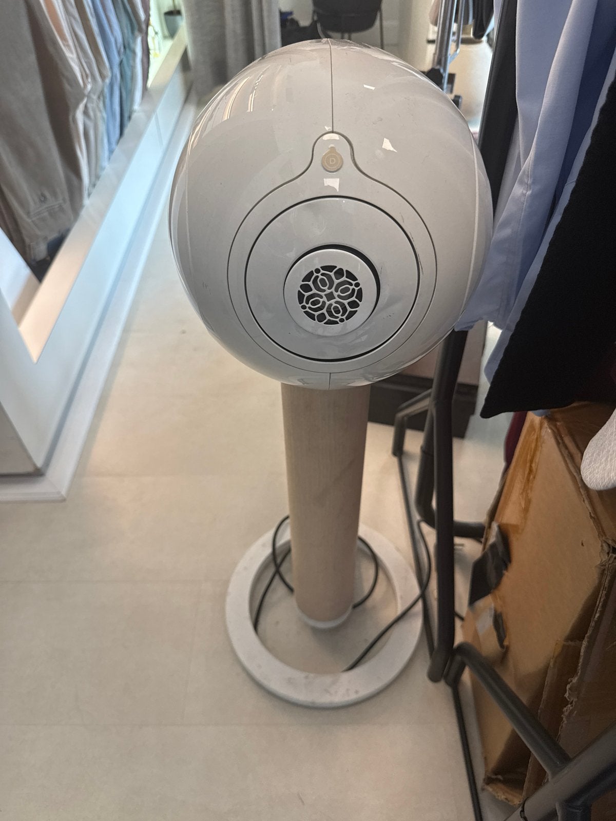 Devialet Phantom Speaker met standaard, Stereo speakers, Gebruikt, WiFi, Ophalen of Verzenden