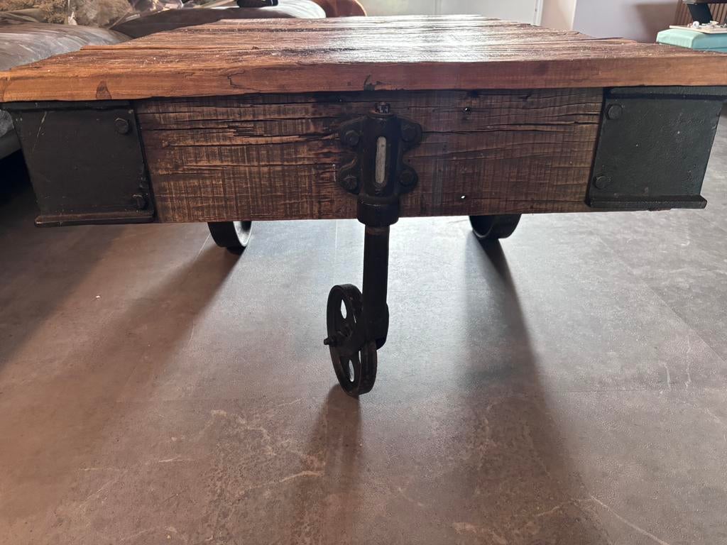 Wagonhouten salontafel, Ophalen, 100 tot 150 cm, 50 tot 100 cm, Zo goed als nieuw