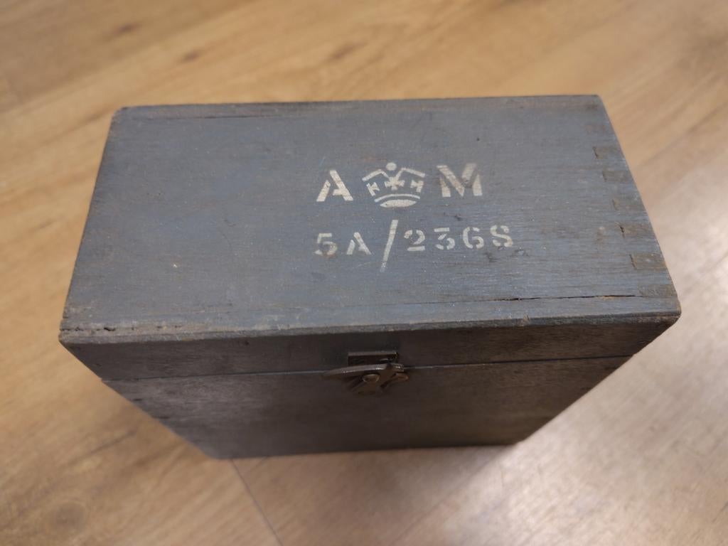 RAF Air Ministry seinlamp glazen filters in kistje, Ophalen of Verzenden, Zo goed als nieuw, Overige typen
