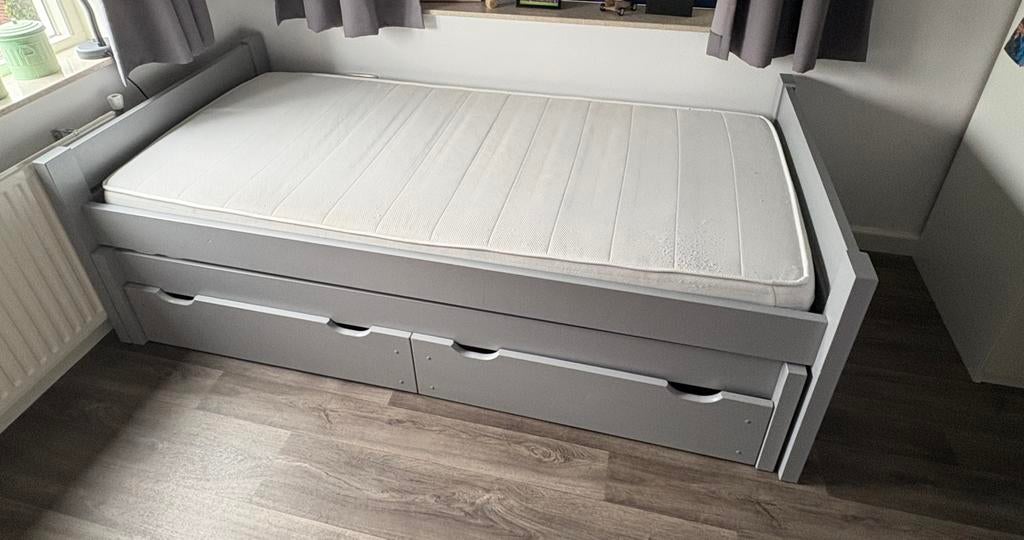Rockwood bed met logeerbed en 2 lades - Zo goed als nieuw, Ophalen, Zo goed als nieuw, Eenpersoons, 90 cm