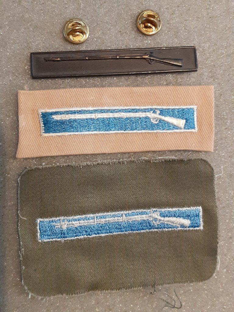 Expert Infantryman Badge First Award, EIB Badge, Ophalen of Verzenden, Landmacht, Nederland, Embleem of Badge