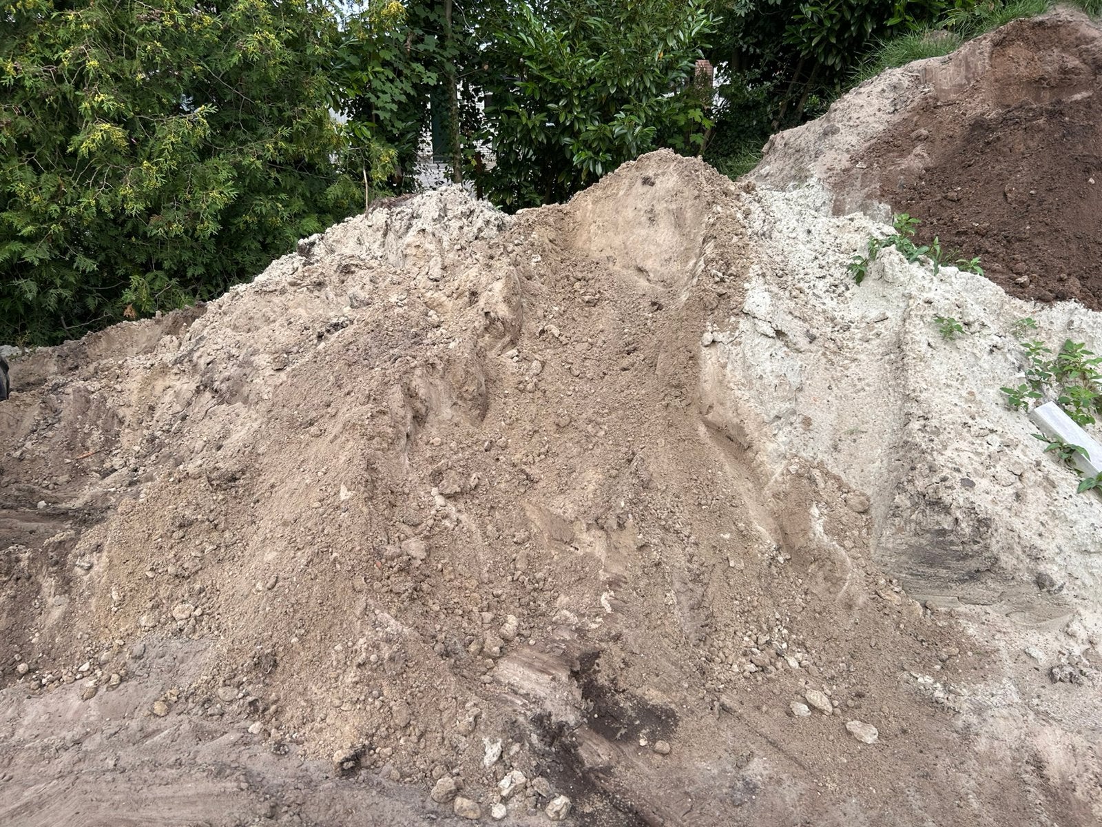Geel zand of zwarte grond, Tuin en Terras, Zand, Ophalen, Zo goed als nieuw, Overige typen