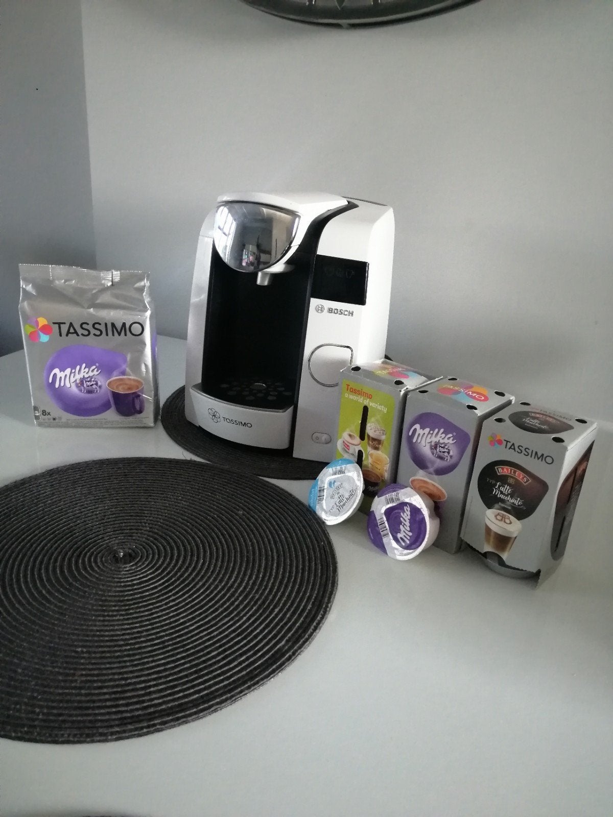 Bosch Tassimo Koffiezetapparaat Wit - Zo goed als nieuw, Witgoed en Apparatuur, Koffiezetapparaten, Ophalen, Koffiemachine, Zo goed als nieuw