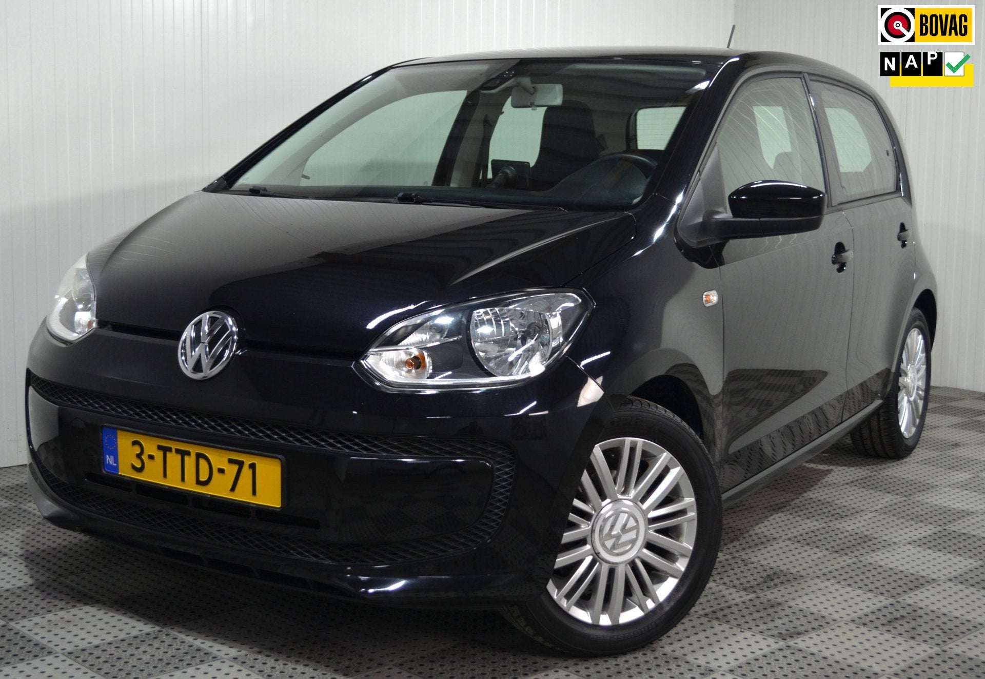 Volkswagen Up! 1.0 up! Edition BlueMotion / Navi / LM / NL a, Voorwielaandrijving, Euro 5, Stof, Gebruikt