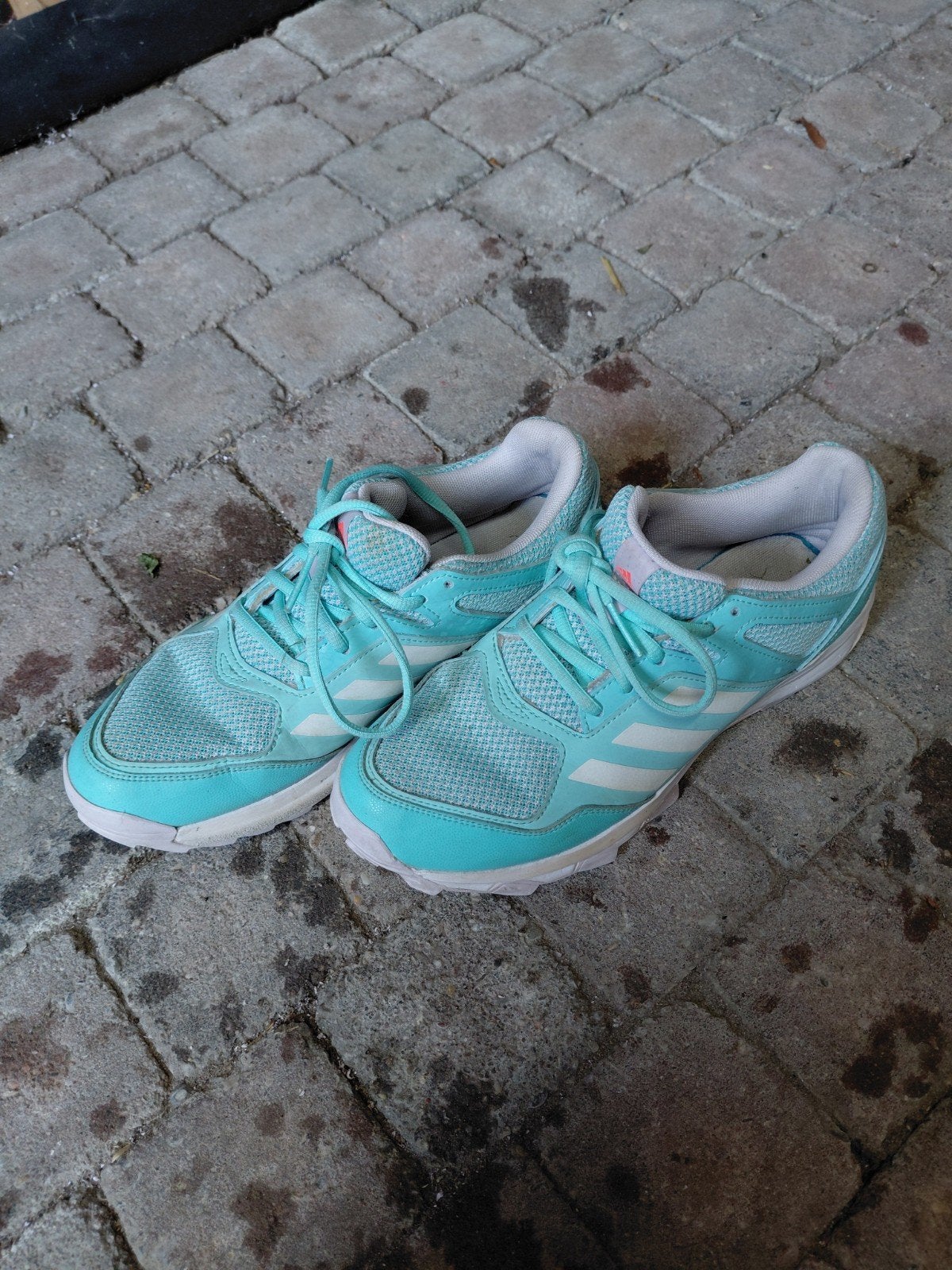 hockey schoenen 41,5 Adidas, Ophalen of Verzenden, Zo goed als nieuw, Schoenen