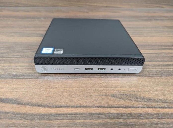 HP Prodesk tv of kantoor (geen adapter), Computers en Software, Desktop Pc's, Ophalen of Verzenden, Zo goed als nieuw
