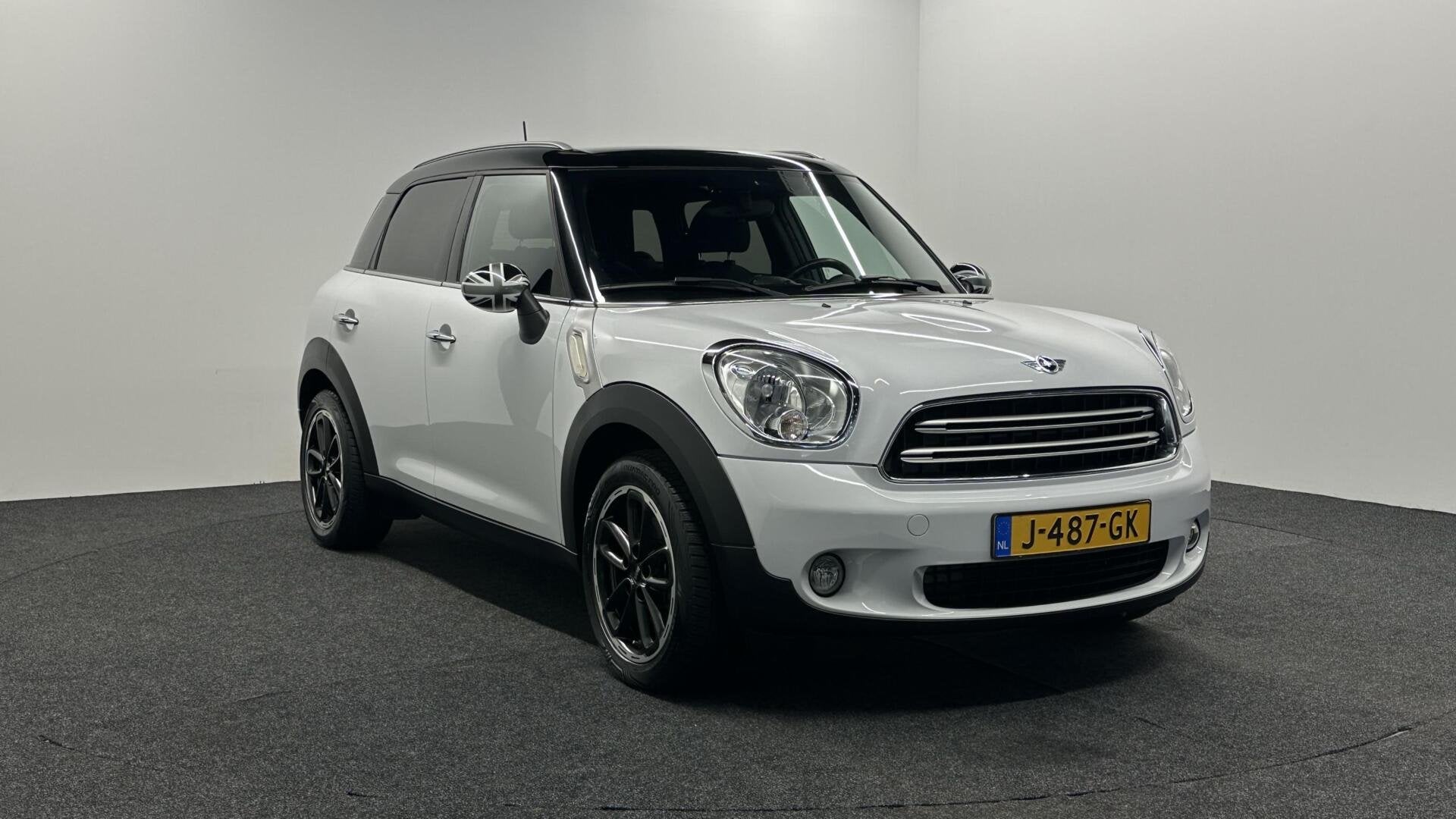 Mini Countryman 1.6 Cooper Chili TREKHAAK NAVI CRUISE ECC LM, Voorwielaandrijving, Stof, Gebruikt, Met garantie (alle)