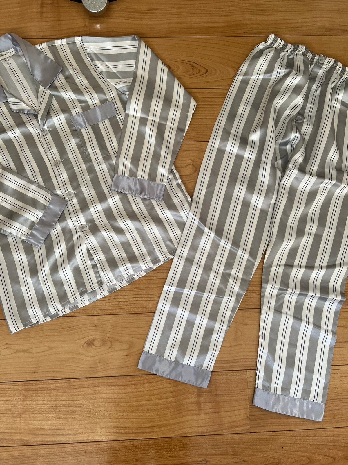 100% puur zijde dames mt S pyjama Golden Dragon. Nieuw, Ophalen of Verzenden, Nieuw, Maat 36 (S)