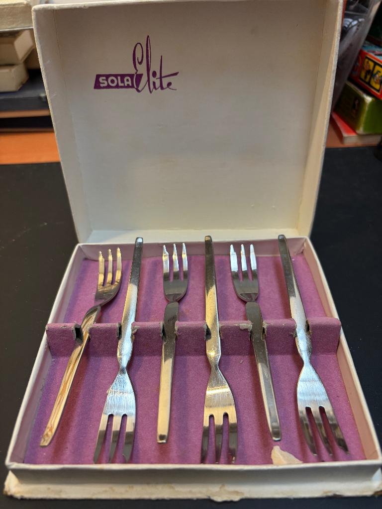 Vintage Sola Elite gebaksvorkjes set, Antiek en Kunst, Antiek | Bestek, Ophalen of Verzenden