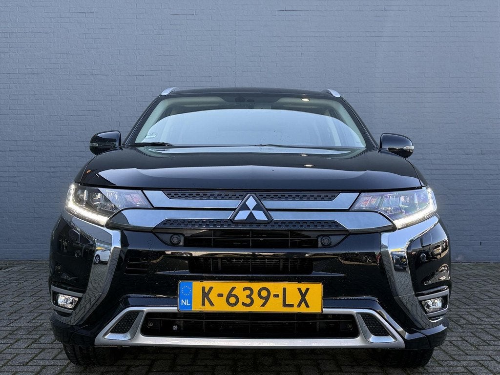 Mitsubishi Outlander 2.4 PHEV 240pk 4WD Aut Intense+ I Open, Automaat, 4 cilinders, 1865 kg, Bedrijf