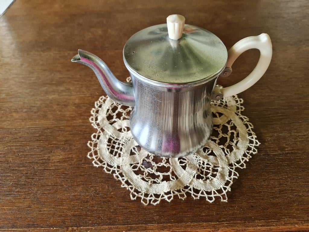 Vintage RVS theepot, Ophalen