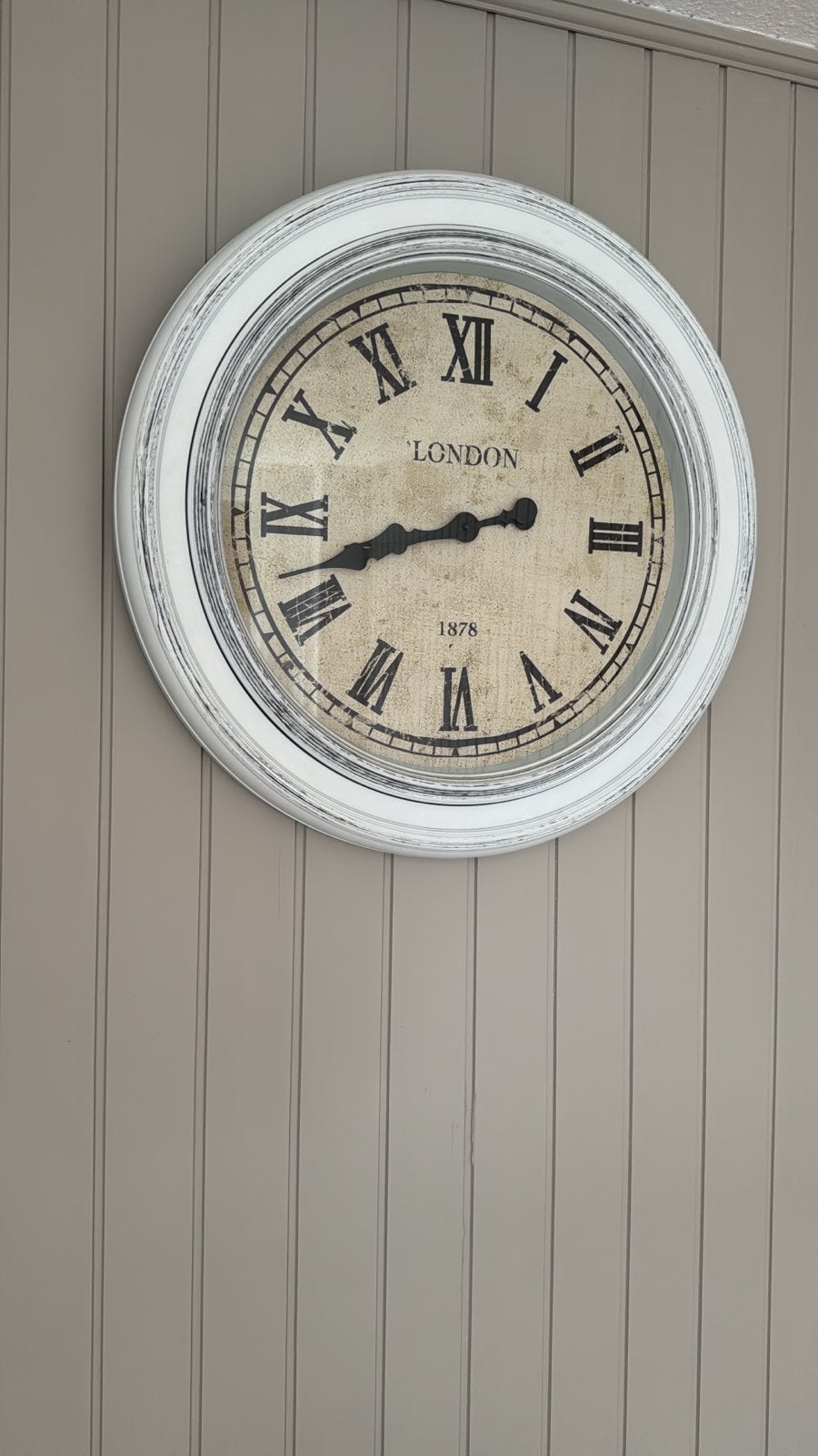 Grote vintage wandklok 'London 1878' met Romeinse cijfers, Antiek en Kunst, Ophalen