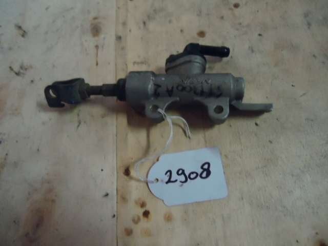 ST1300 2002 - 2009 Honda Rempomp D1-21221