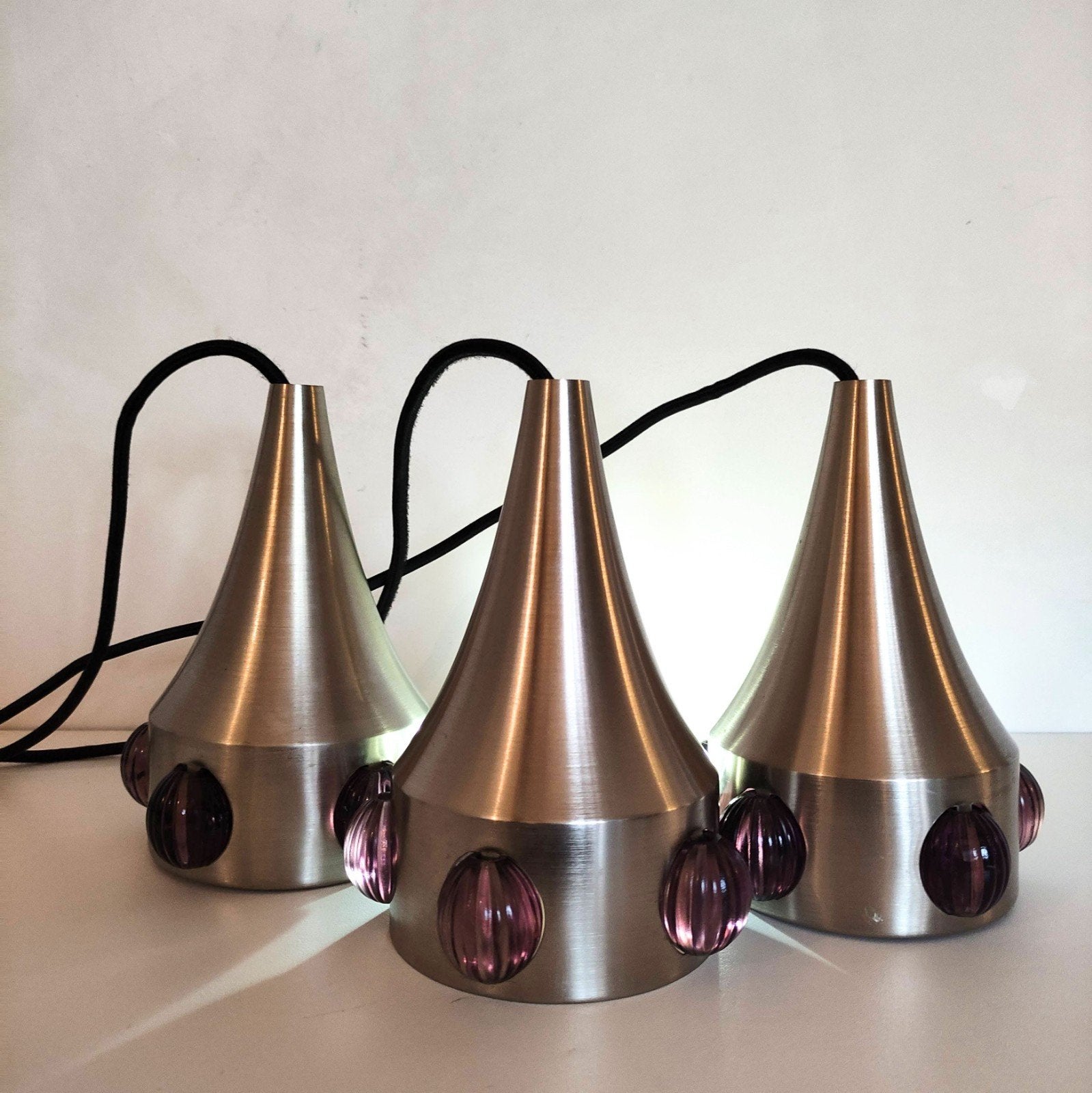 3x Vintage Hanglamp Jaren '60 Metaal Paars Glas, Gebruikt, E14 (klein), Ophalen of Verzenden, Mid Century Modern Vintage