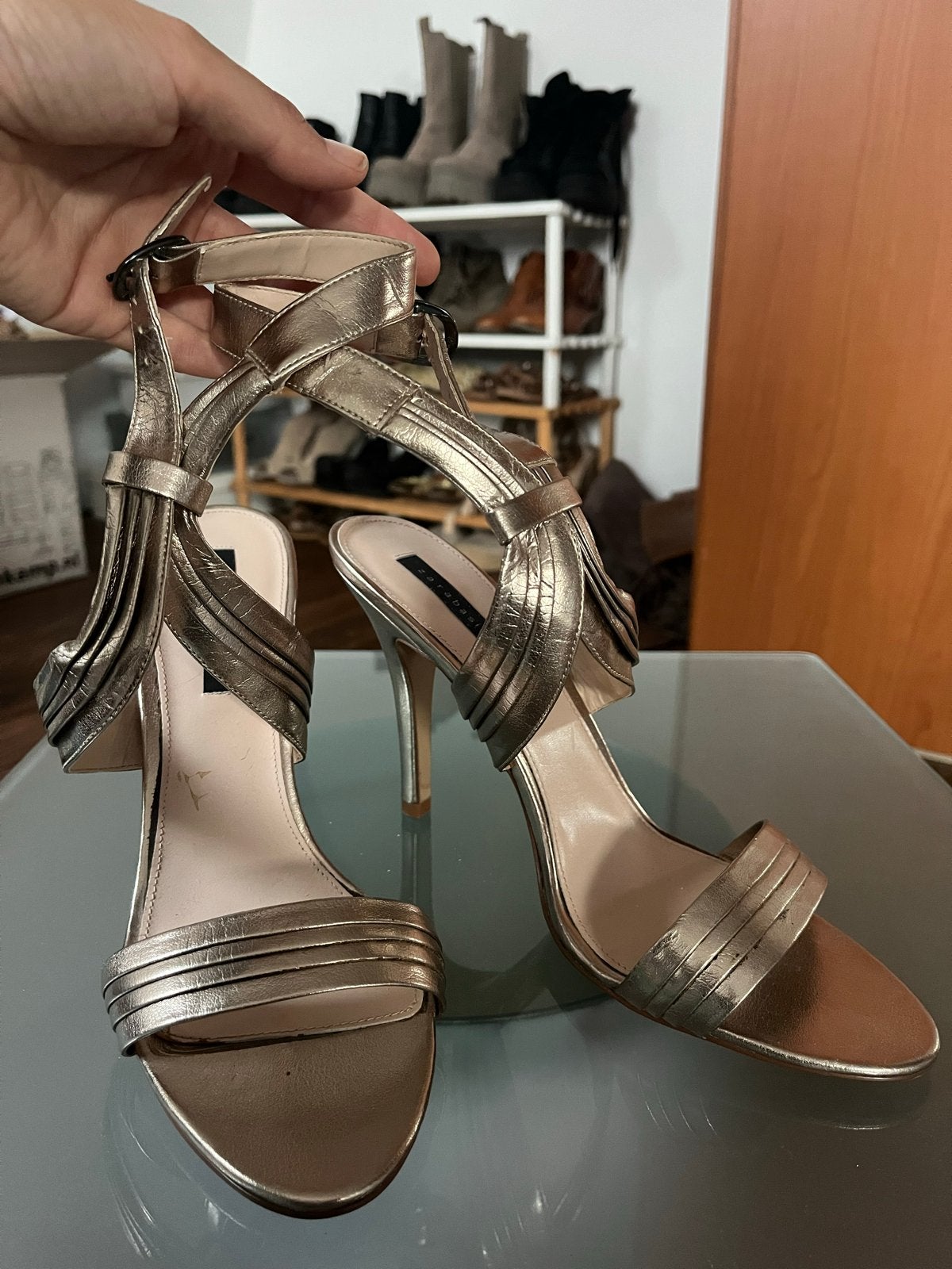 Zara Sandalen Goud Maat 41 Nieuw, Ophalen, Nieuw, Overige kleuren, Sandalen of Muiltjes