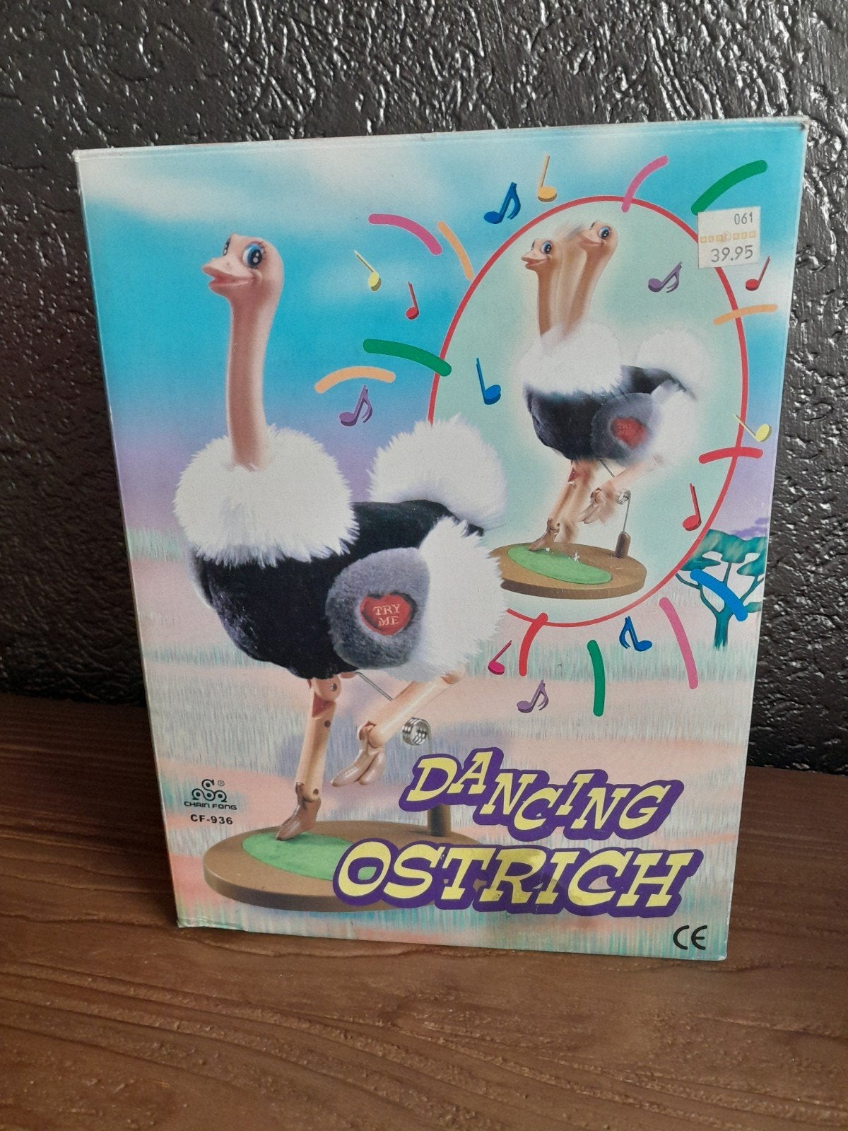 DANCING OSTRICH van Chain Fong, Ophalen of Verzenden, Zo goed als nieuw
