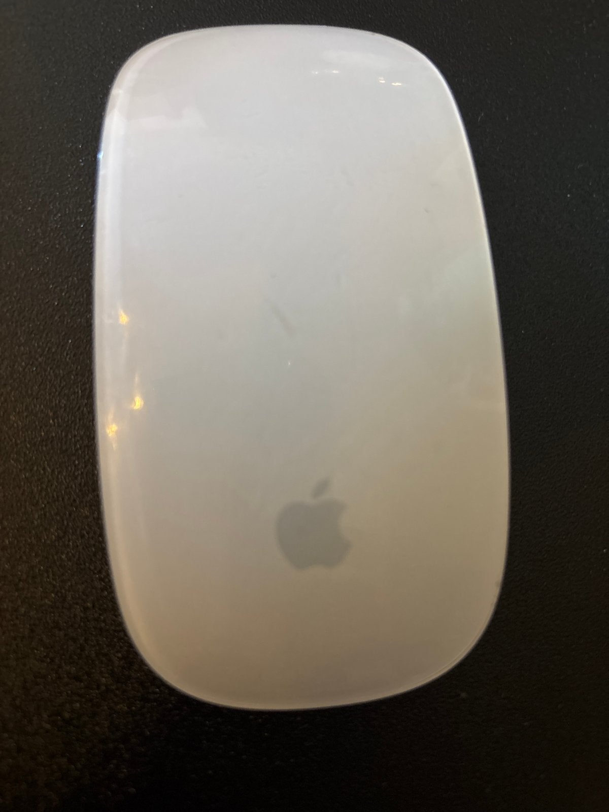 Apple Magic Mouse 1 - Draadloze Multi-Touch Muis, Rechtshandig, Muis, Gebruikt, Ophalen of Verzenden