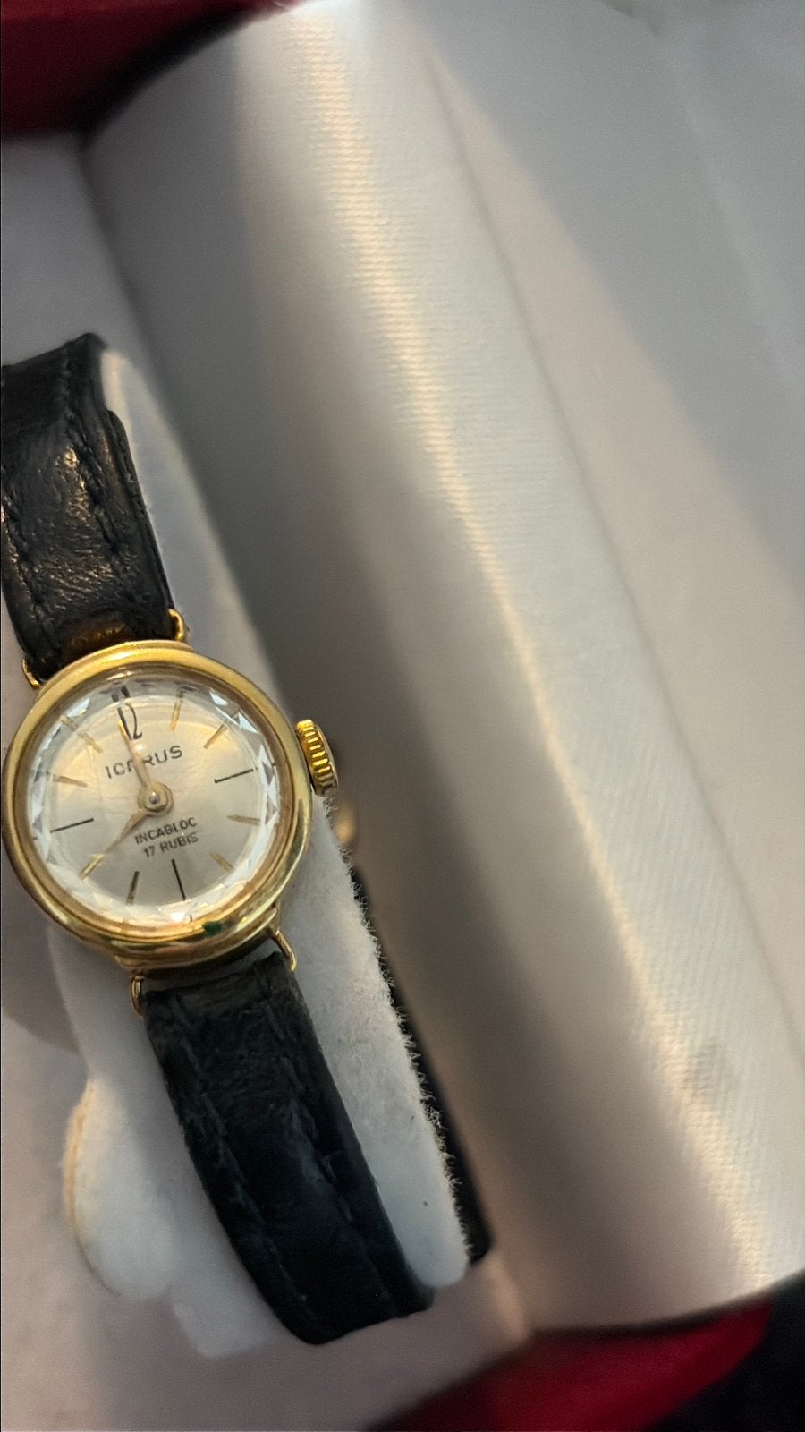 14K goud dames horloge zo goed als nieuw handopwnd, Ophalen, Goud, Overige merken, 1960 of later