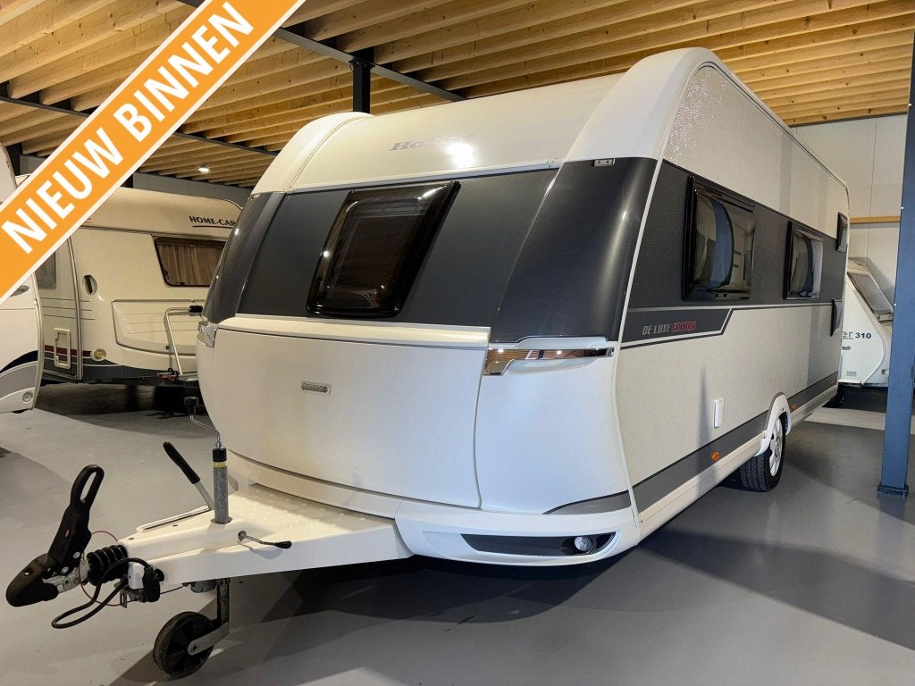 Hobby De Luxe Edition 560 KMFE bj.2017,voortent,zakluifel, Caravans en Kamperen, Rondzit, Hobby, Schokbreker, Bedrijf