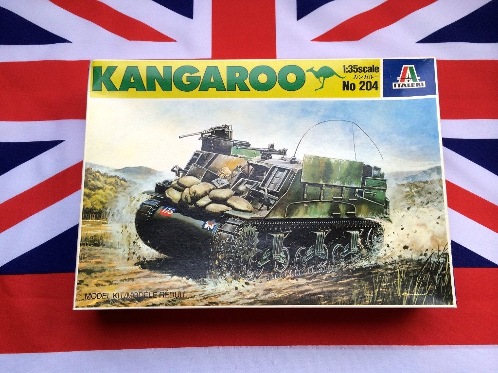 Italeri aussi kangaroo	1/35	no decals!  #204, Tank, Italeri, Verzenden, 1:32 tot 1:50