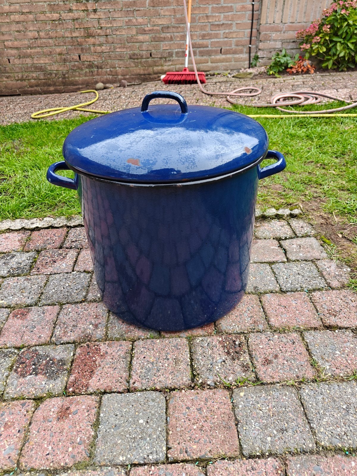 Grote blauwe emaille brouwketel met deksel, Ophalen of Verzenden, Gebruikt