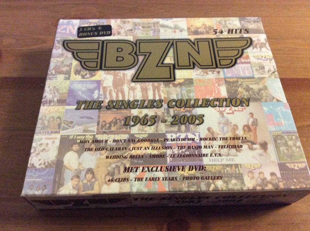 BZN the singles collection 3-cd box & dvd uitstekende staat, Ophalen of Verzenden, Gebruikt, Pop, Boxset