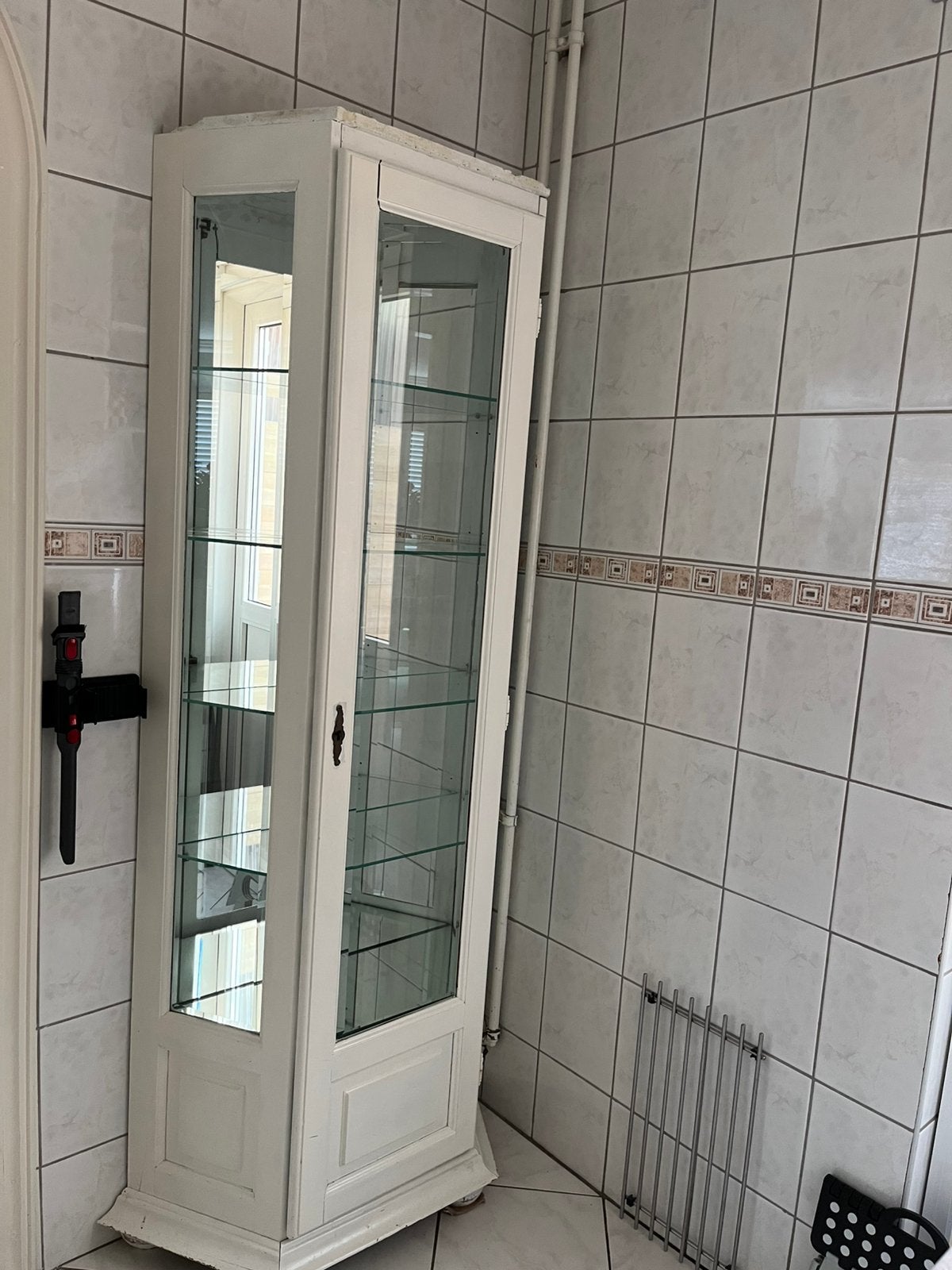 Vitrinekast, Ophalen, Glas, 50 tot 100 cm, Zo goed als nieuw
