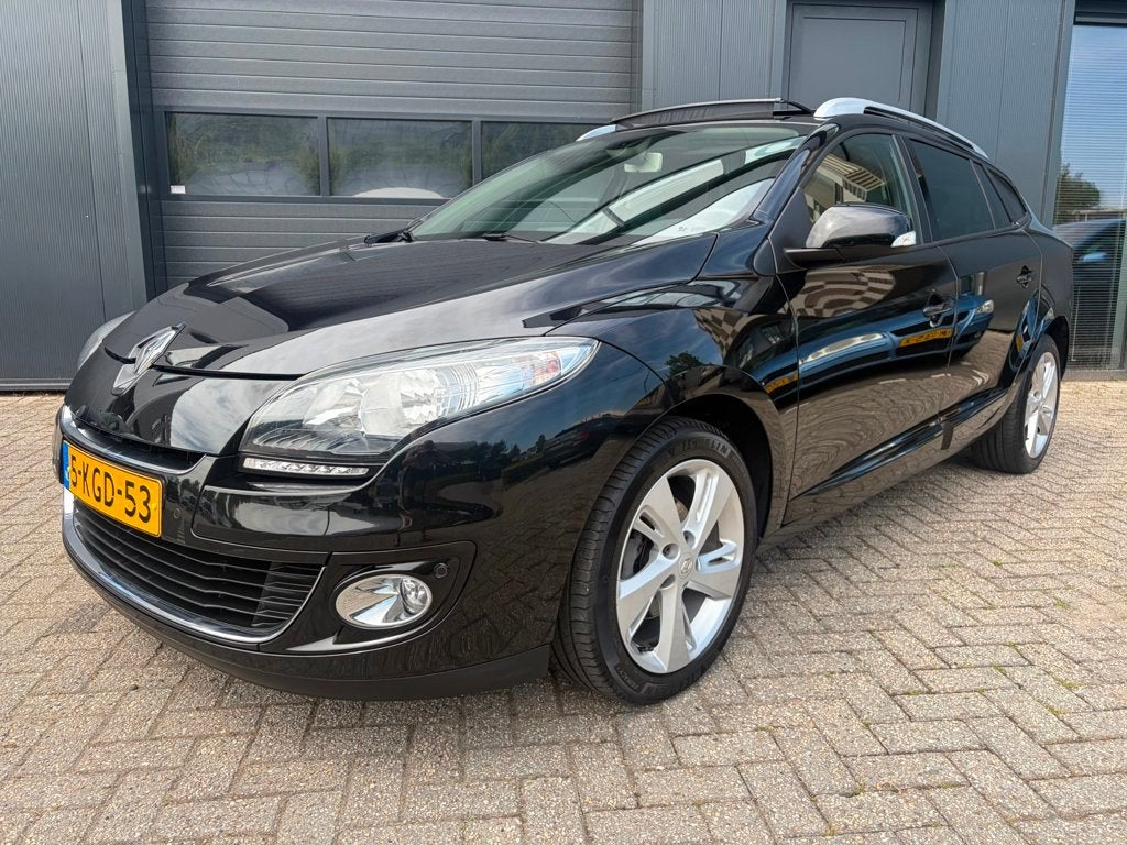 Renault Mégane Estate 1.4 TCe Collection, Pano, Camera, Nav, Auto's, Renault, Gebruikt, 4 cilinders, Zwart, Origineel Nederlands