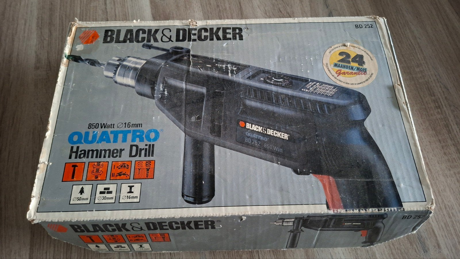 Black en Decker Quattro Boorhamer BD 252 850 Watt, Ophalen of Verzenden