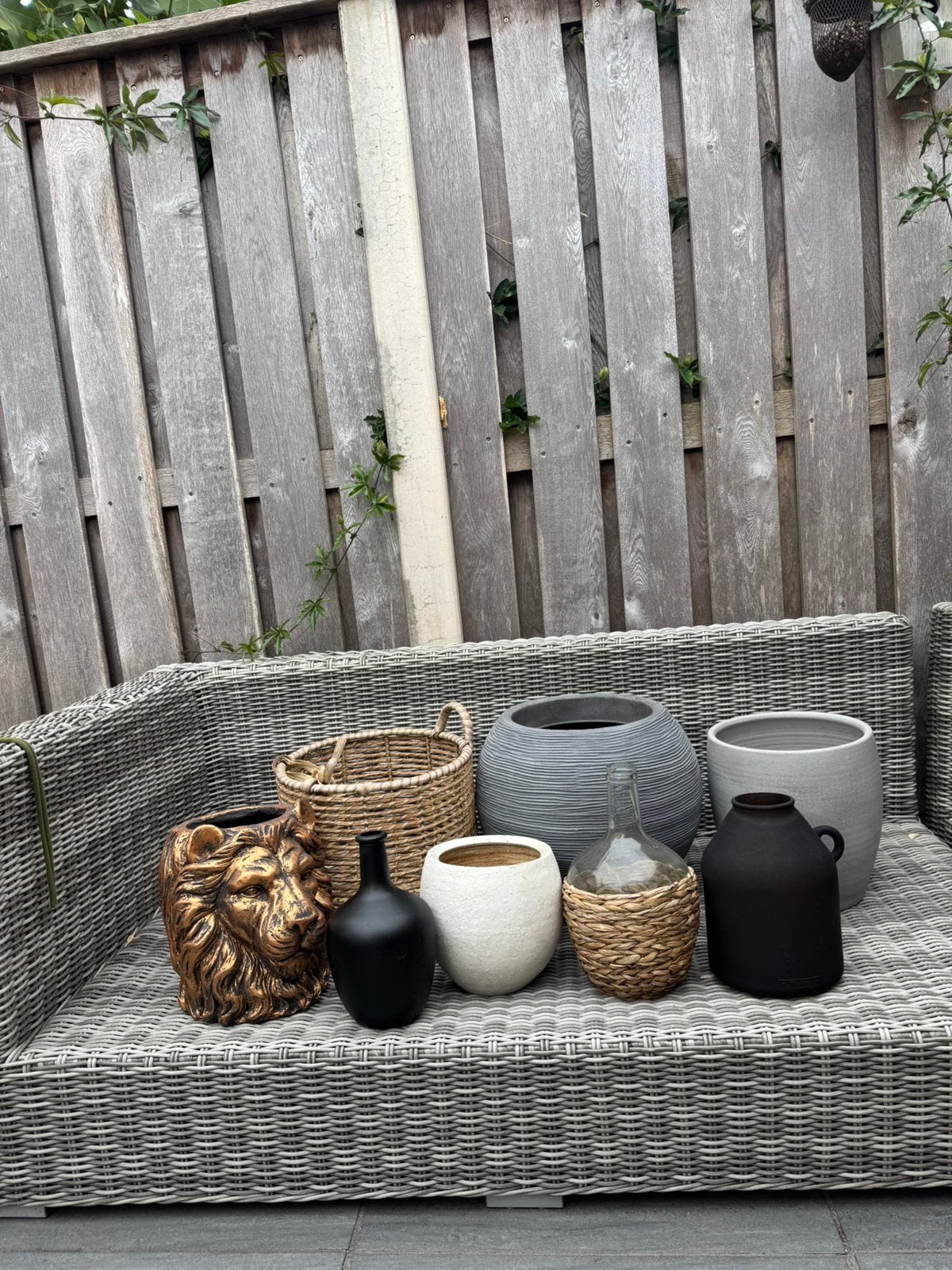 GRATIS set met allemaal potten en vazen, Ophalen, Steen, Minder dan 30 cm, Rond