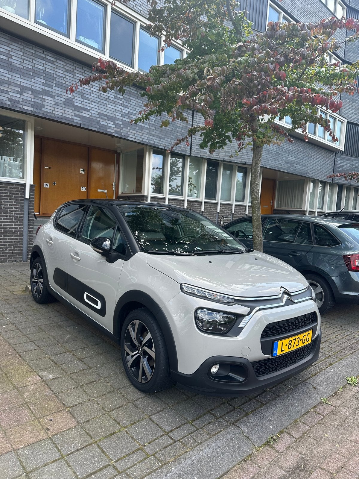 Citroën C3 1.2 Puretech 110pk 2021 Grijs, 450 kg, 1199 cc, 450 kg, 49 €/maand