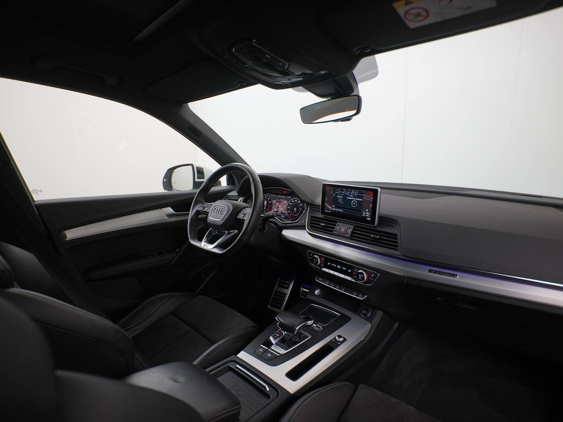 Audi Q5 2.0 TFSI Quattro Launch Edition | Trekhaak | Panoram, Auto's, Automaat, 12 maanden, Euro 6, 4 cilinders