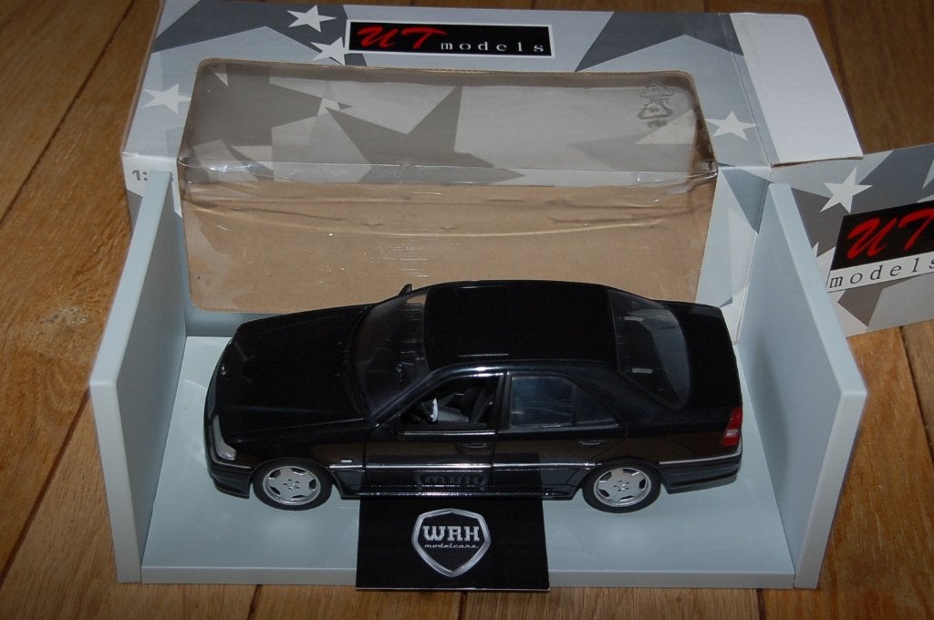 1:18 Mercedes C36 AMG black UT models WRH, Verzenden, Zo goed als nieuw, Auto, UT Models