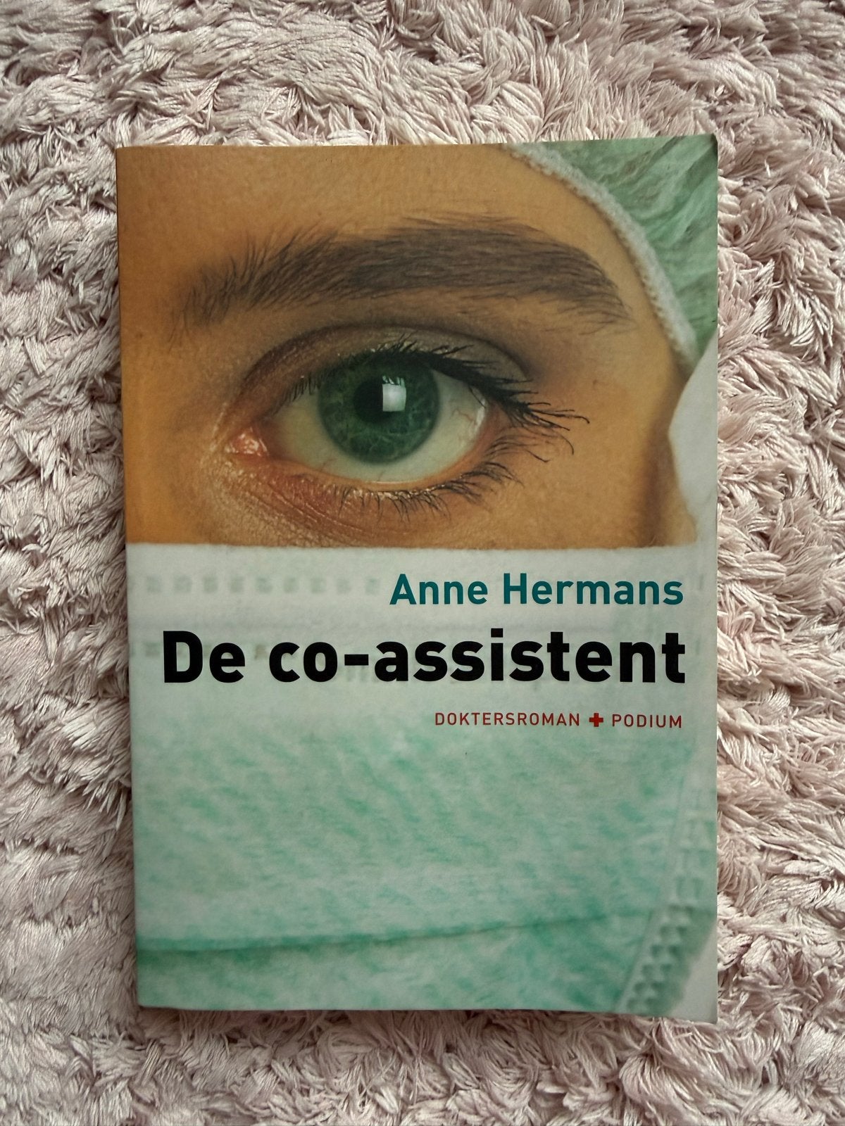 De co-assistent - Anne Hermans (Doktersroman), Boeken, Romans, Ophalen of Verzenden, Zo goed als nieuw, Nederland