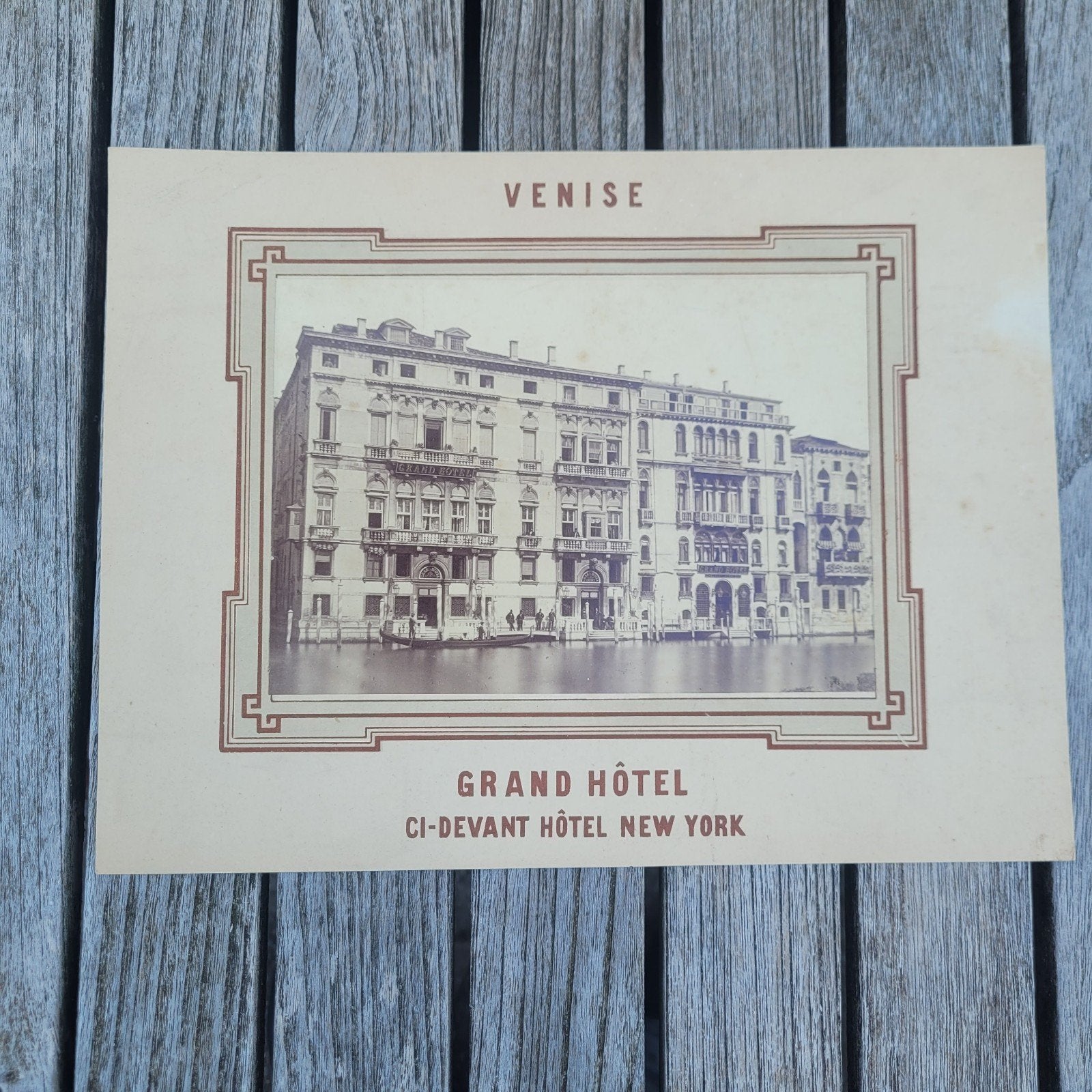 Foto of plaat van 13 x 18 cm grand hotel New York Venetië, Verzamelen, Gebruikt, Foto, Ophalen of Verzenden, Gebouw
