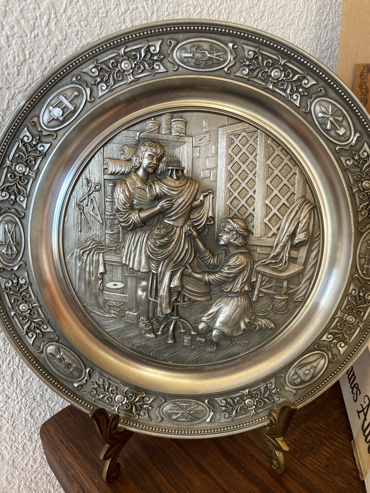SKS Zinnenbord "De Kleermaker" - Traditioneel Handwerk, Ophalen of Verzenden