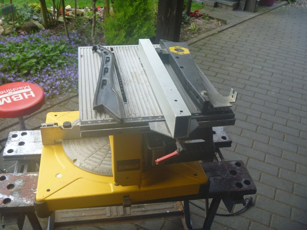Zaagmachine Dewalt, Ophalen, Gebruikt, 70 mm of meer, Overige typen