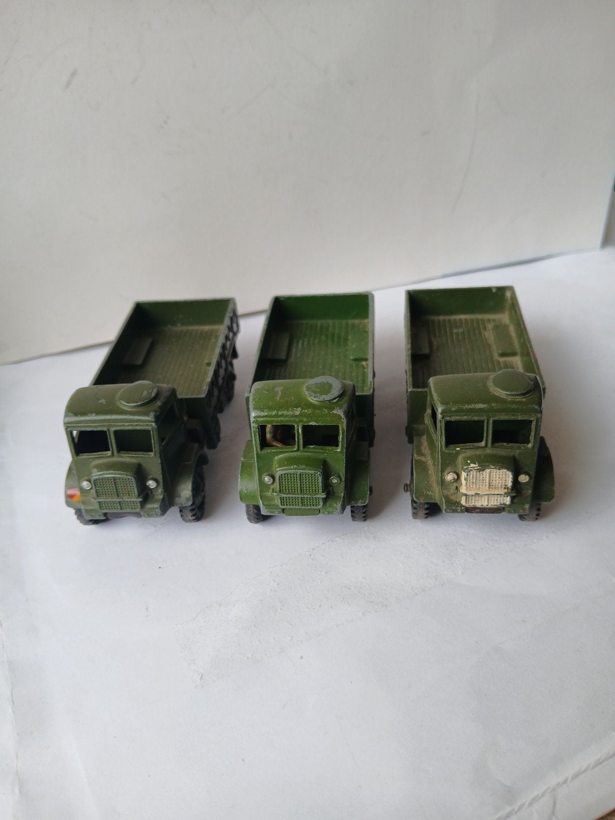 3x Army Wagon. Dinky toys 623, samen, Ophalen of Verzenden, Auto, Dinky Toys